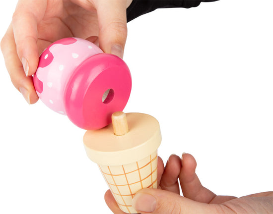 Eisständer mit Waffeleis